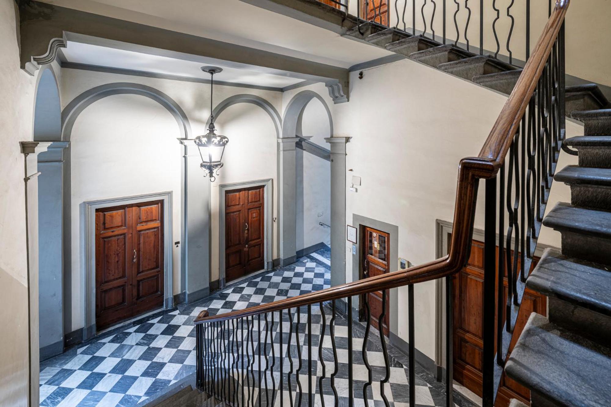 Cherubini Palace Thematic Apartment Florenz Exterior foto
