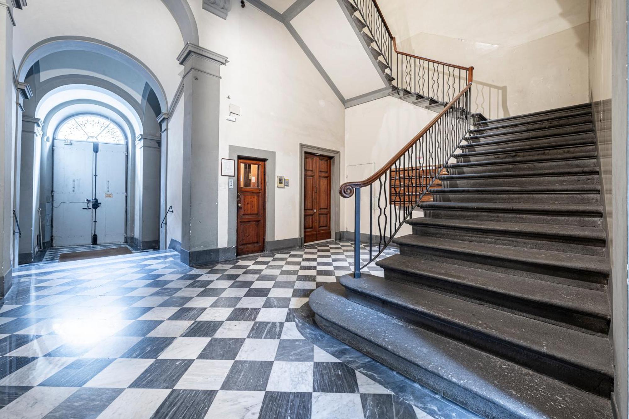 Cherubini Palace Thematic Apartment Florenz Exterior foto
